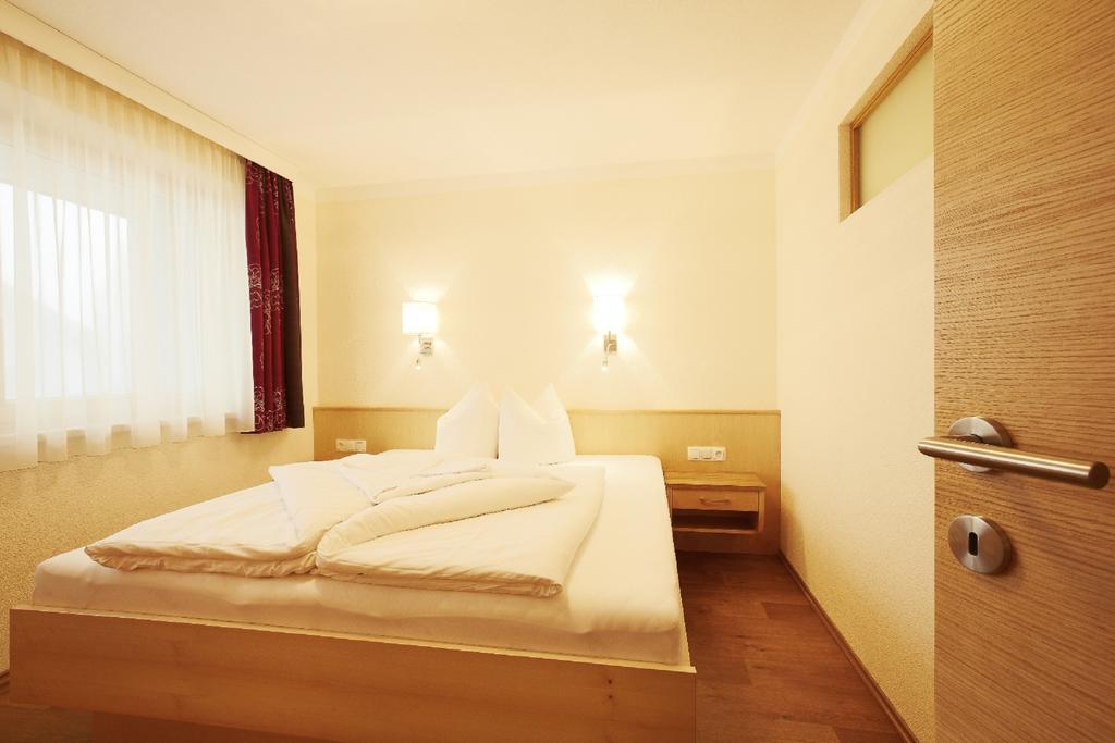 Apart Miramunt Ladis Extérieur photo
